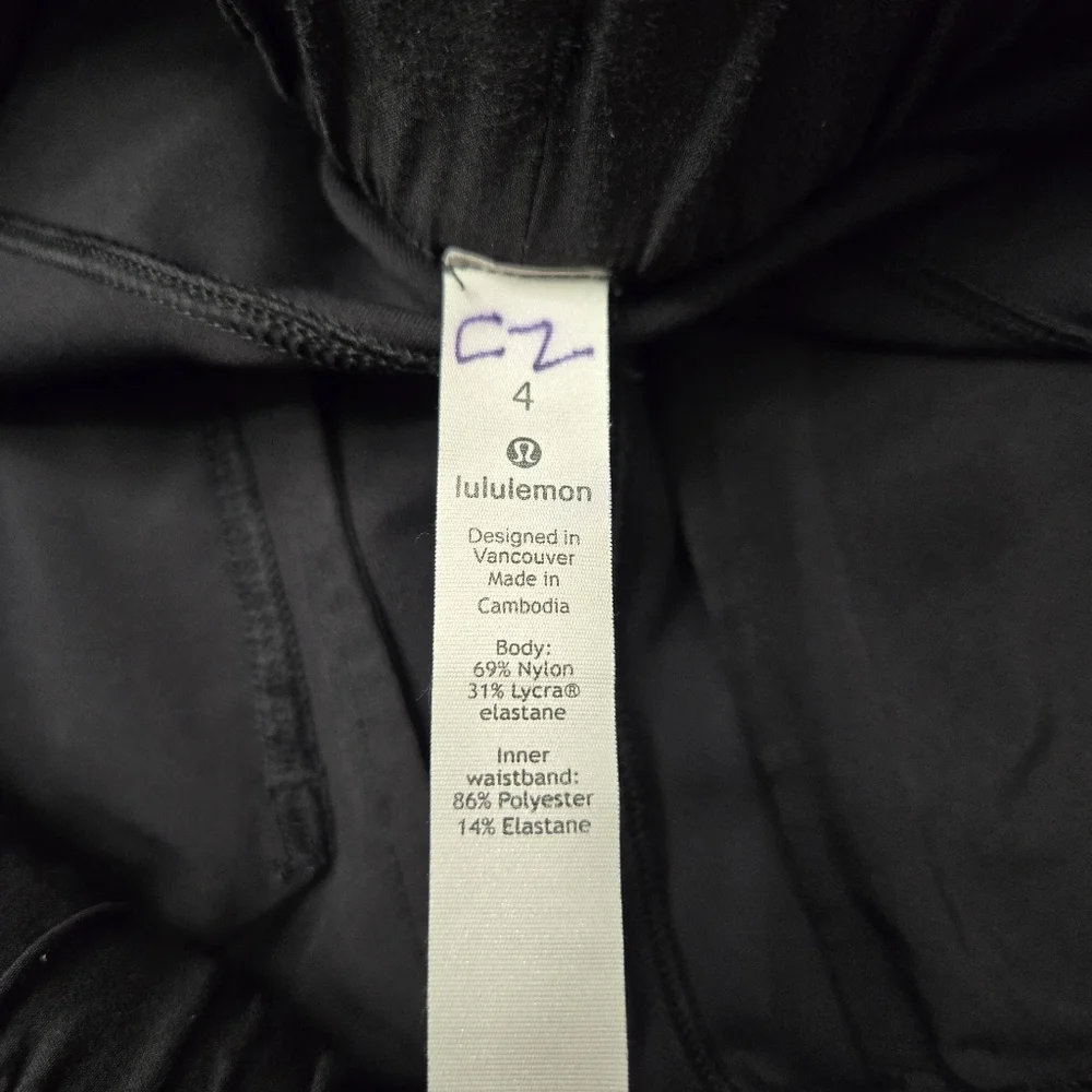 LULULEMON On The Fly Pants |‎ 4